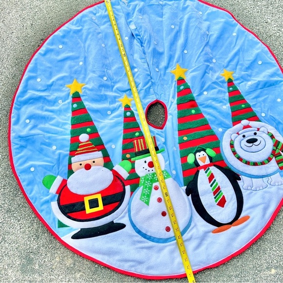 Christmas Tree Skirt With Santa Claus, Snowman, Penguin, and Polar Bear 47” - Picture 8 of 8